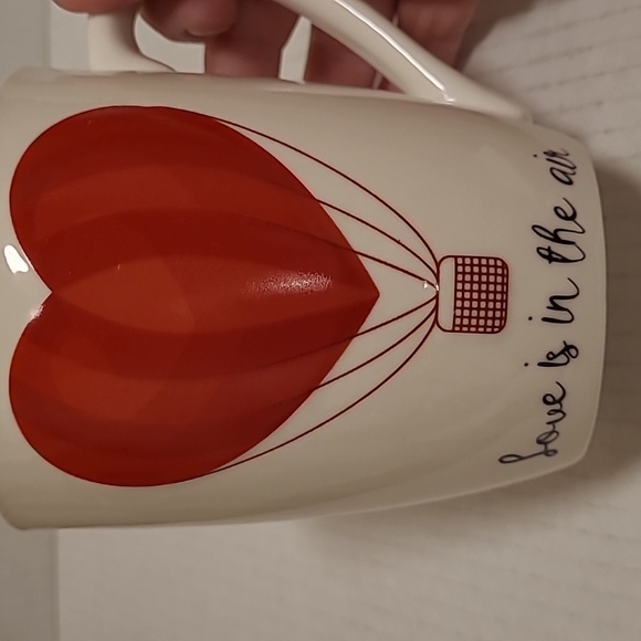 Love Is In The Air Heart Shaped Hot Air Balloon Valentines Mug - Picture 15 of 16